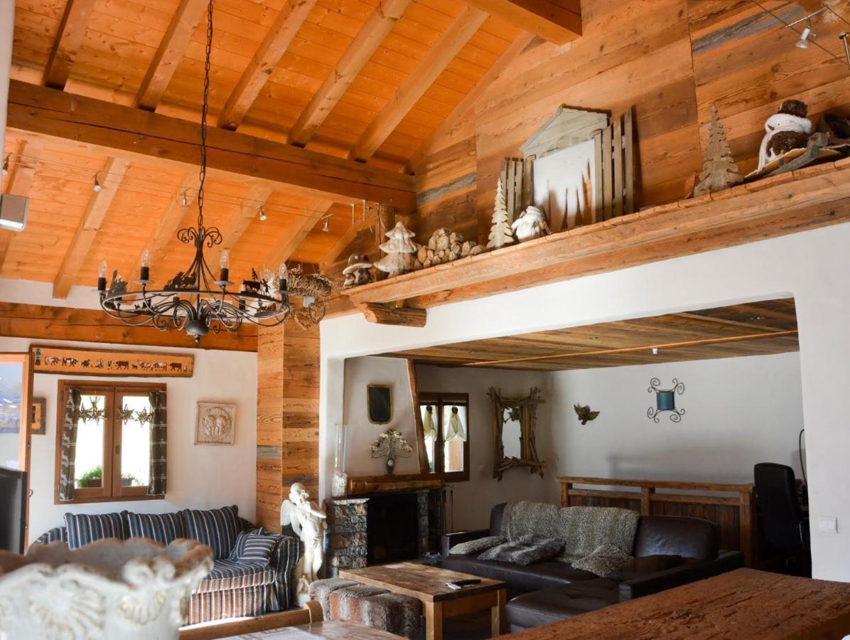 Chalet Des Trappeurs Coeur Vanoise 15 Persons La Plagne Exterior photo